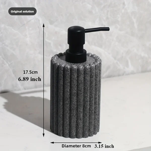 Bathroom accessories and toiletries include lotion bottles, swab boxes and trays, which are available in a variety of colors.